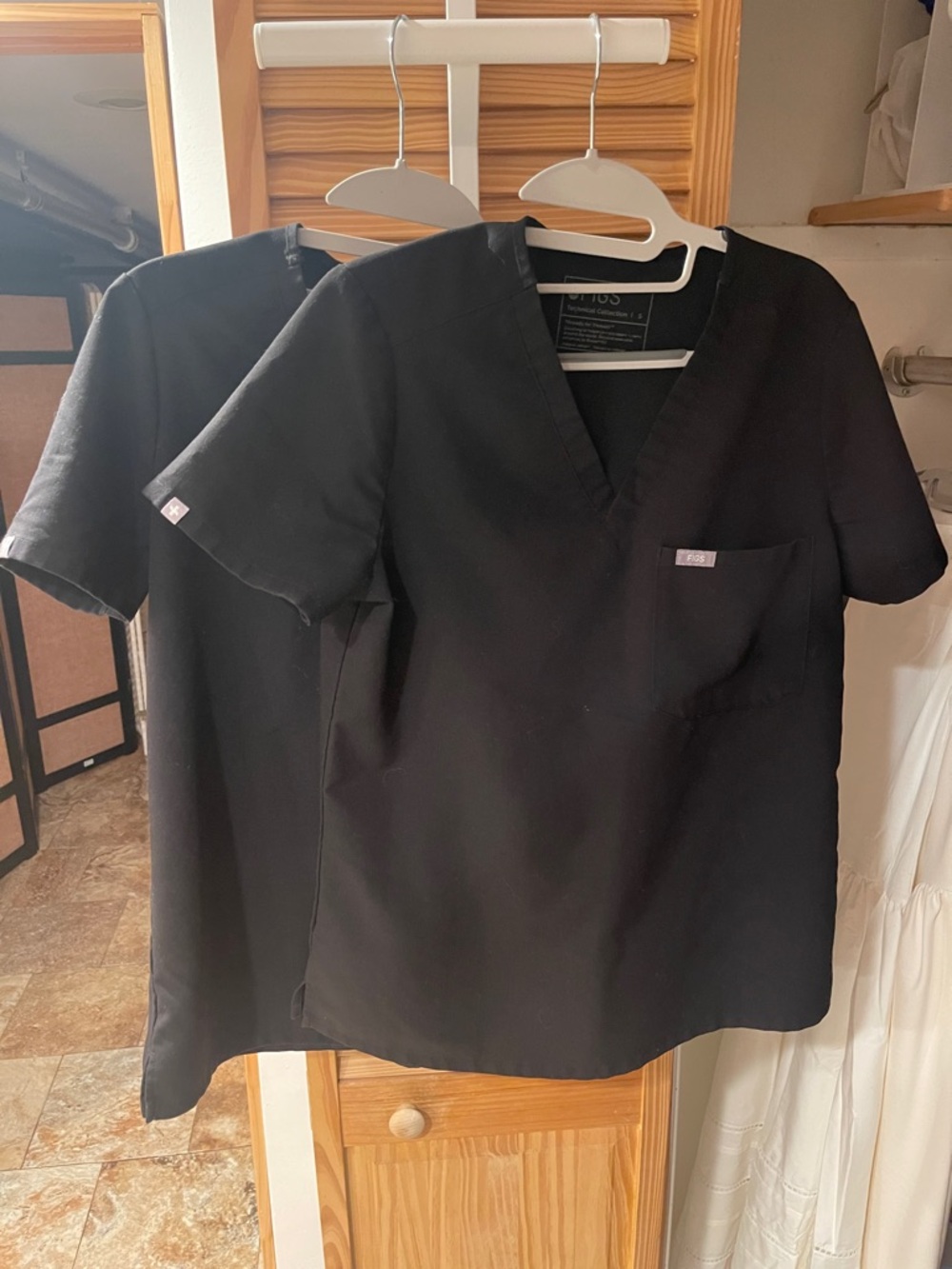 Figs Black V-Neck Short Sleeve Scrub Top set of 2